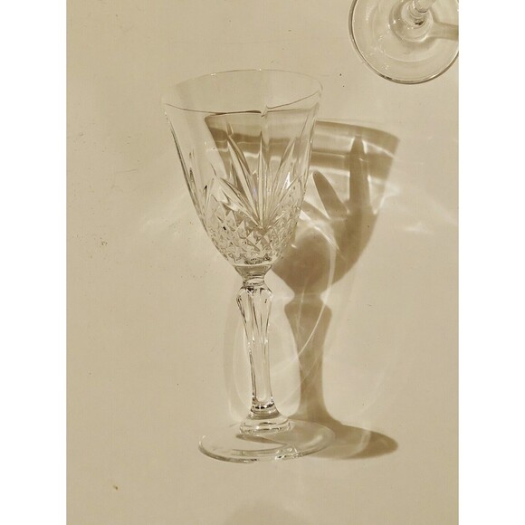 SALZBURG CRISTAL DE FLANDRE 4 VERRES A PIED  6 1/4 OZ.  MADE IN FRANCE - Picture 4 of 9